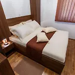 Ra Apartment *
