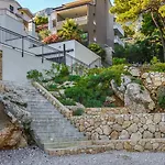 Apartment Ra Mimice
