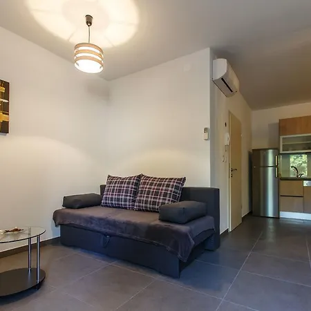 Apartament Ra *