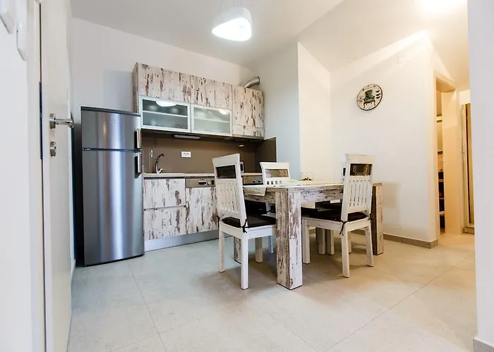 Apartament Ra *
